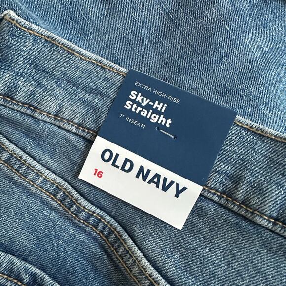NEW Old Navy High Rise Denim Shorts Sky-Hi Straight Jean Size 16 NWT Distressed - Picture 5 of 8